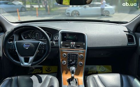 Volvo XC60 2017 - фото 14