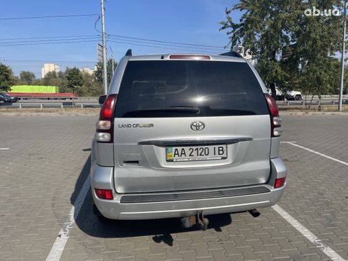 Toyota Land Cruiser Prado 2008 серебристый - фото 4