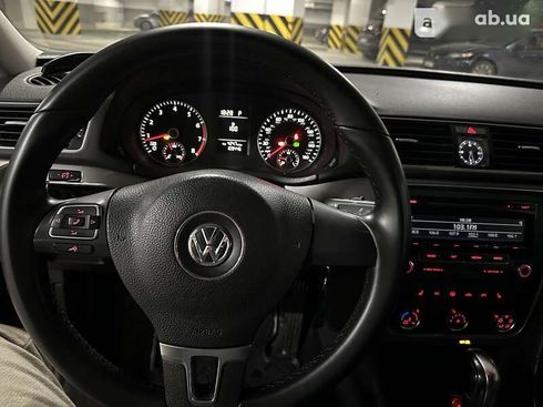 Volkswagen Passat 2014 - фото 18