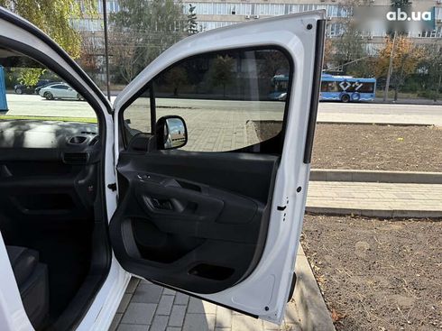 Citroёn Berlingo 2023 - фото 27