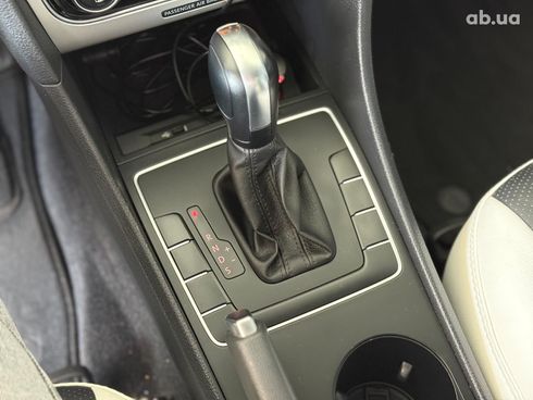 Volkswagen Passat 2016 белый - фото 22