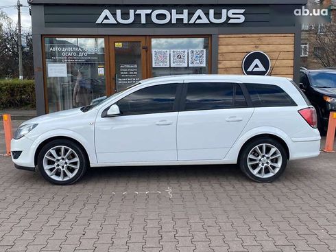 Opel Astra 2012 - фото 5