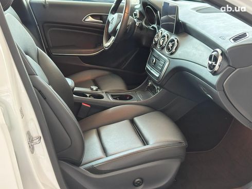 Mercedes-Benz GLA-Класс 2019 белый - фото 20