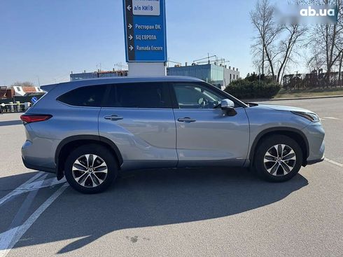Toyota Highlander 2023 - фото 5