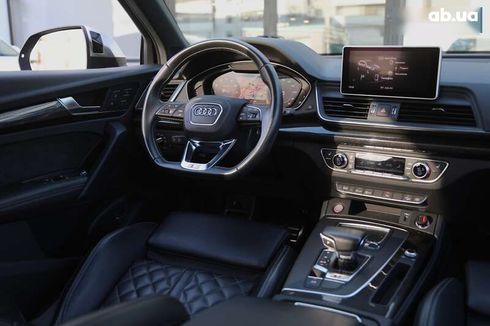 Audi SQ5 2018 - фото 18