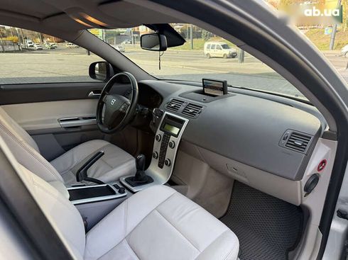 Volvo S40 2012 - фото 29