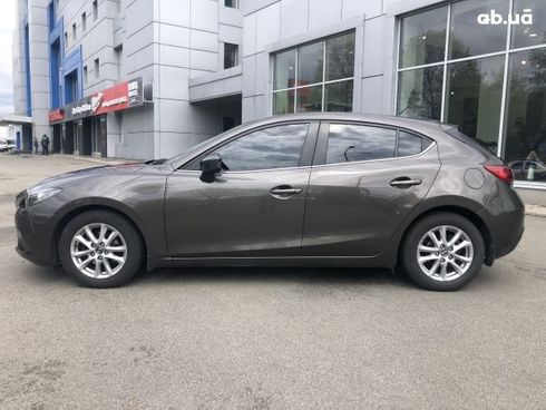 Mazda 3 2016 - фото 4