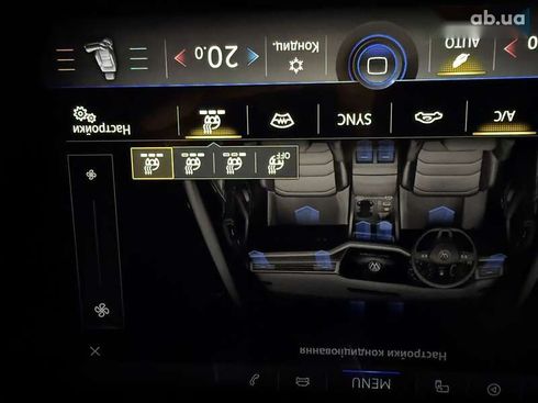 Volkswagen Touareg 2021 - фото 28