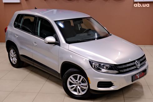 Volkswagen Tiguan 2012 серый - фото 4