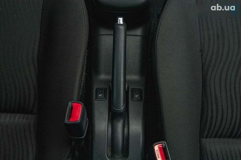 Suzuki Swift 2011 - фото 23