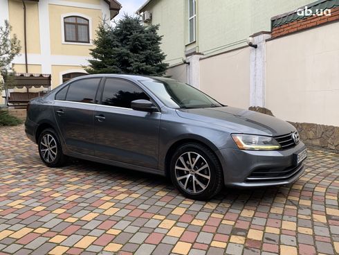 Volkswagen Jetta 2016 серый - фото 6
