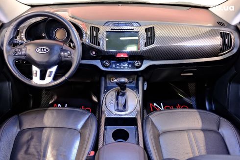 Kia Sportage 2011 белый - фото 8