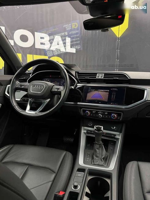 Audi Q3 2020 - фото 21