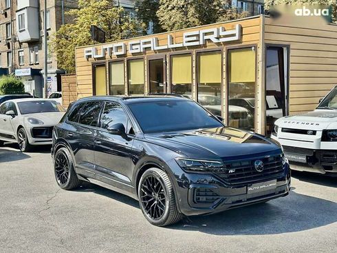 Volkswagen Touareg 2018 - фото 6
