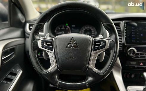 Mitsubishi Pajero Sport 2017 - фото 10