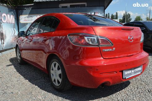 Mazda 3 2012 красный - фото 6
