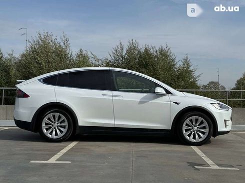 Tesla Model X 2017 - фото 15