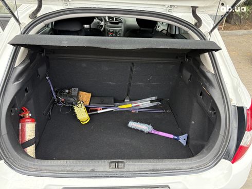 Citroёn C4 2014 белый - фото 9