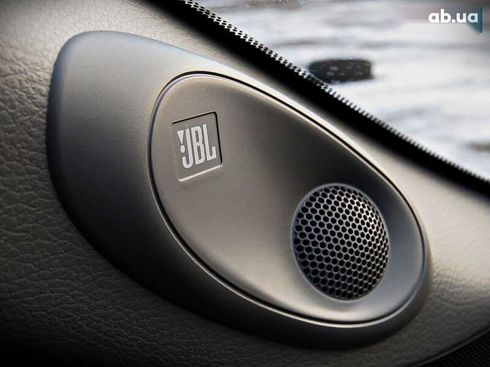 Toyota Camry 2021 - фото 20