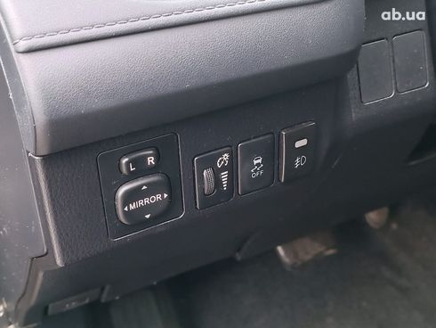 Toyota RAV4 2014 серый - фото 25