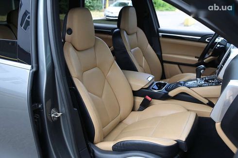Porsche Cayenne 2017 - фото 13