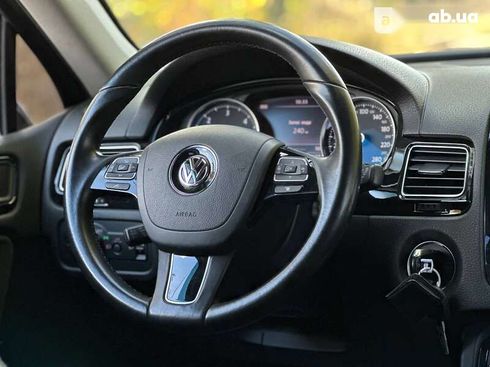 Volkswagen Touareg 2012 - фото 21