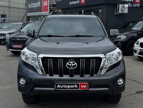 Toyota Land Cruiser Prado 2017 серый - фото 2