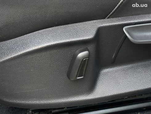 Volkswagen e-Golf 2017 синий - фото 16