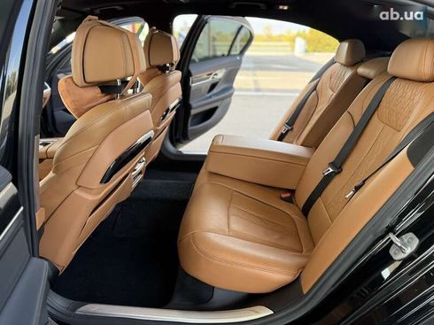 BMW 7 серия 2016 - фото 28