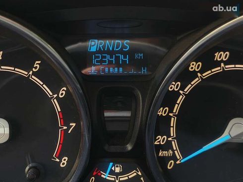 Ford Fiesta 2013 - фото 15