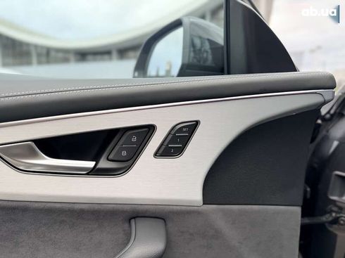 Audi SQ8 2025 - фото 28