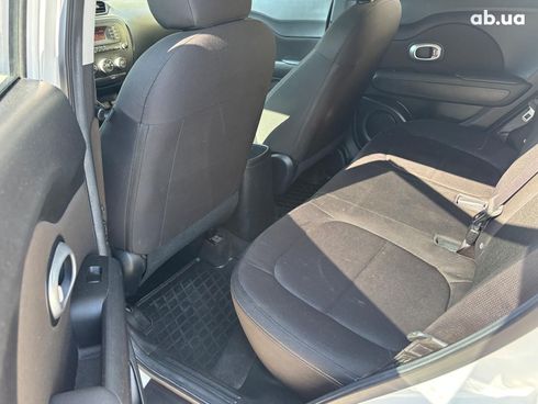 Kia Soul 2015 белый - фото 15