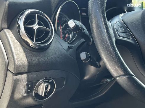 Mercedes-Benz GLA-Класс 2018 - фото 29