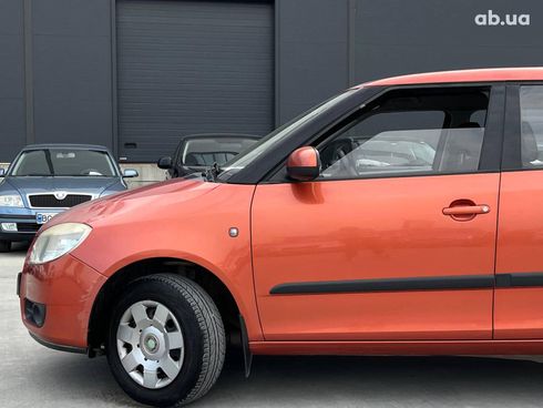 Skoda Fabia 2007 оранжевый - фото 12