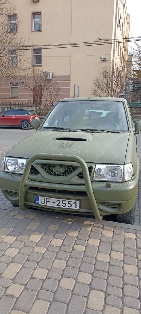 Nissan Terrano 2001 зеленый - фото 6