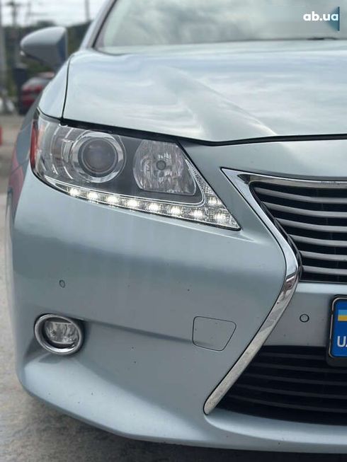 Lexus ES 2013 - фото 30