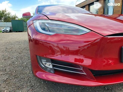 Tesla Model S 2017 - фото 25