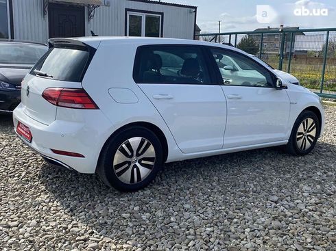 Volkswagen e-Golf 2020 - фото 13