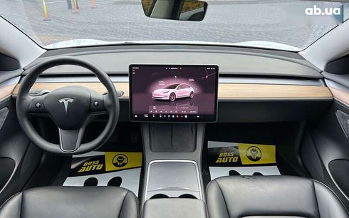 Tesla Model 3 2022 - фото 12