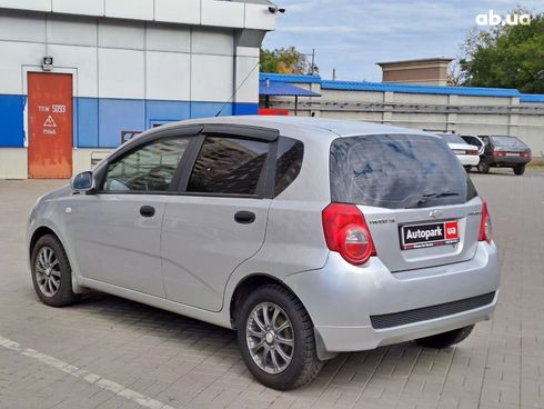Chevrolet Aveo 2008 серый - фото 17