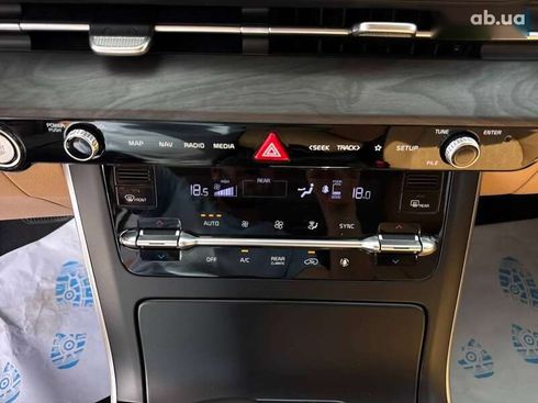 Kia Carnival 2021 - фото 21