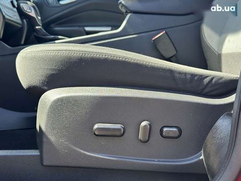Ford Escape 2018 - фото 18