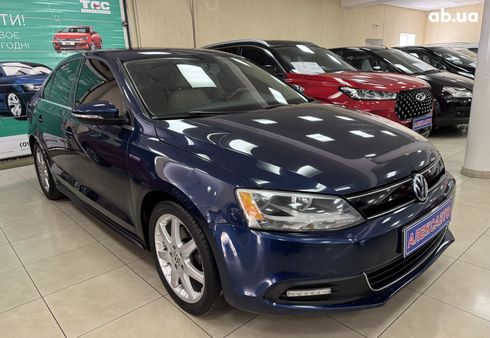 Volkswagen Jetta 2013 синий - фото 8