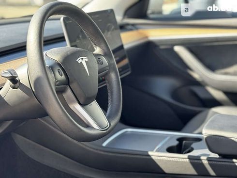 Tesla Model 3 2022 - фото 14
