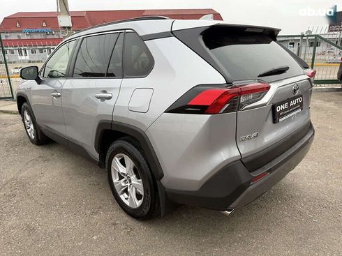 Toyota RAV4 2019 - фото 4