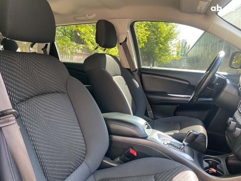 Dodge Journey 2017 красный - фото 26