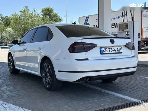 Volkswagen Passat 2018 - фото 9