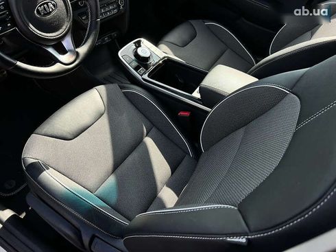 Kia Niro 2021 - фото 30
