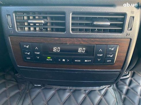 Toyota Land Cruiser 2020 - фото 23