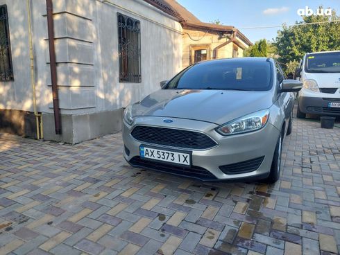 Ford Focus 2015 - фото 15